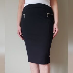 Michael Kors Elegant Black Skirt with Zipper Accents